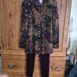 Liz Baker Purple Velvet Metalic Pant Suit 8 P